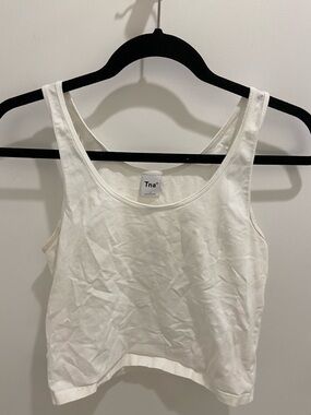 TNA White Scoop Crop Tank